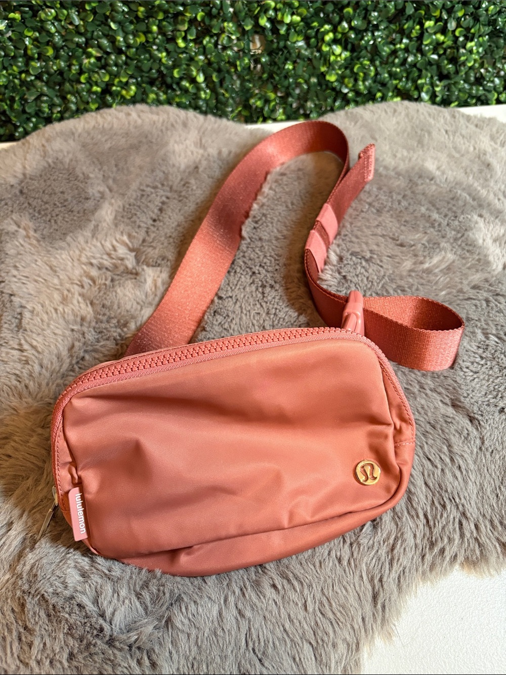 lululemon athletica Rose Crossbody Belt Bag